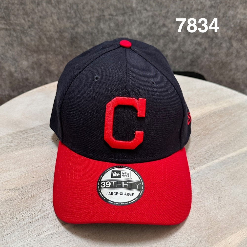 New Era Cleveland Guardians 39THIRTY Hat Navy Red MLB Large-XLarge Stretch Fit